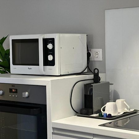Luxury Glam Apartments & Studios Near Coresi Mall Braşov Esterno foto