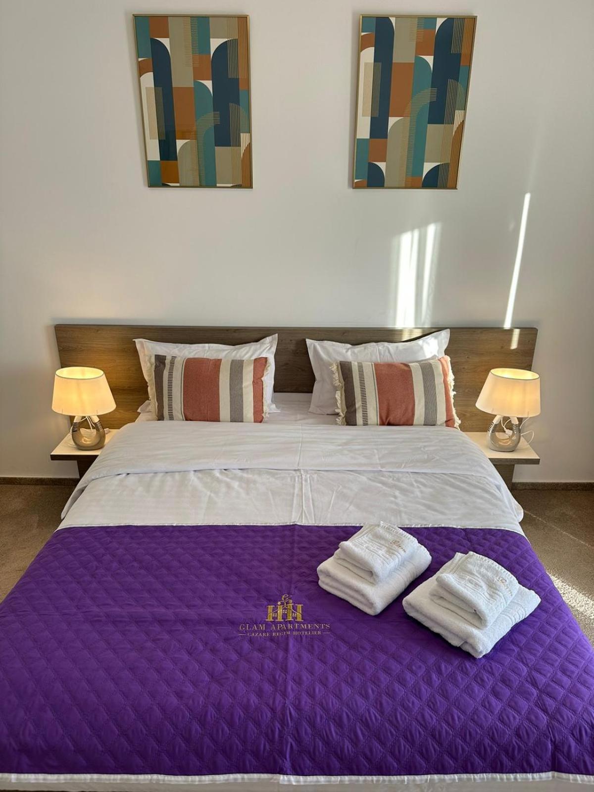 Luxury Glam Apartments & Studios Near Coresi Mall Braşov Esterno foto